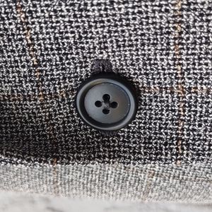 Walter Morton Men's Vintage Wool/Silk Blend (2) Button Luxury Blazer